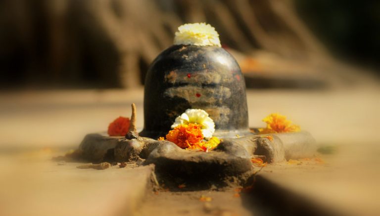 हिमाचल में बसते हैं महादेव, ये हैं प्रदेश के 12 जिलों के प्रमुख शिव मंदिर