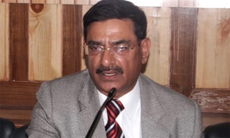 राजतिलक की परंपरा अतार्किक और अलोकतांत्रिक: पूर्व डीजीपी