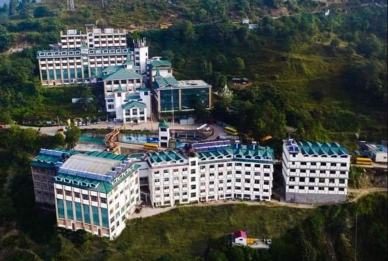 प्राइवेट यूनिवर्सिटीज को दो किश्तों में लेनी होगी ट्यूशन फीस